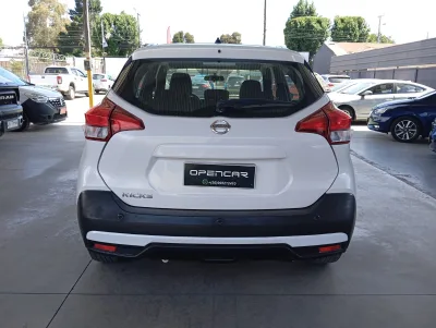 Nissan Kicks Sense — foto 5 de 10