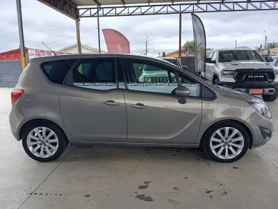 Opel Meriva Cosmo 1.4 Aut. — foto 7 de 10